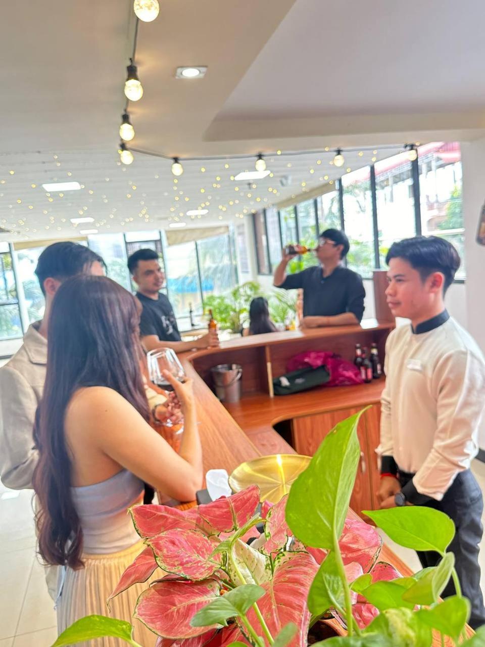 City Comfort Hotel Phnom Penh Airport Экстерьер фото