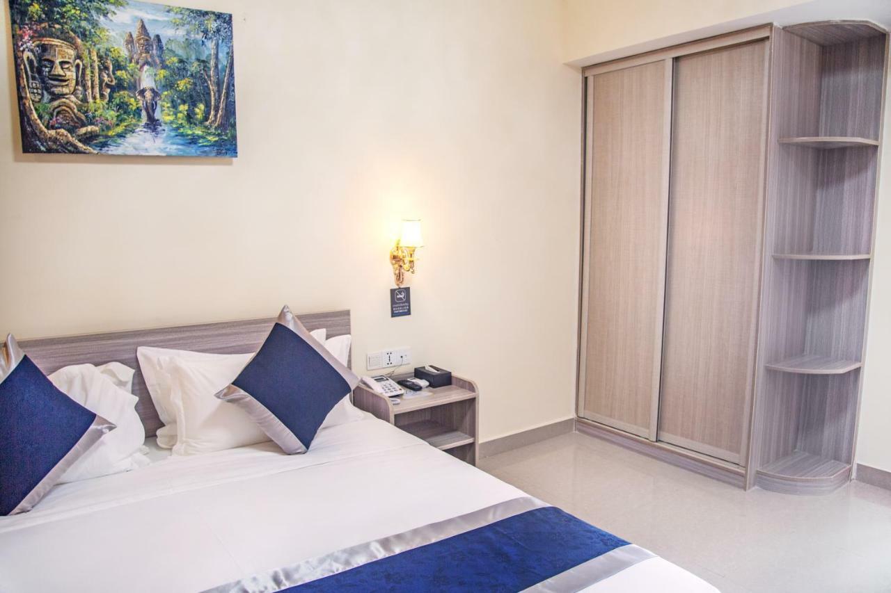 City Comfort Hotel Phnom Penh Airport Экстерьер фото