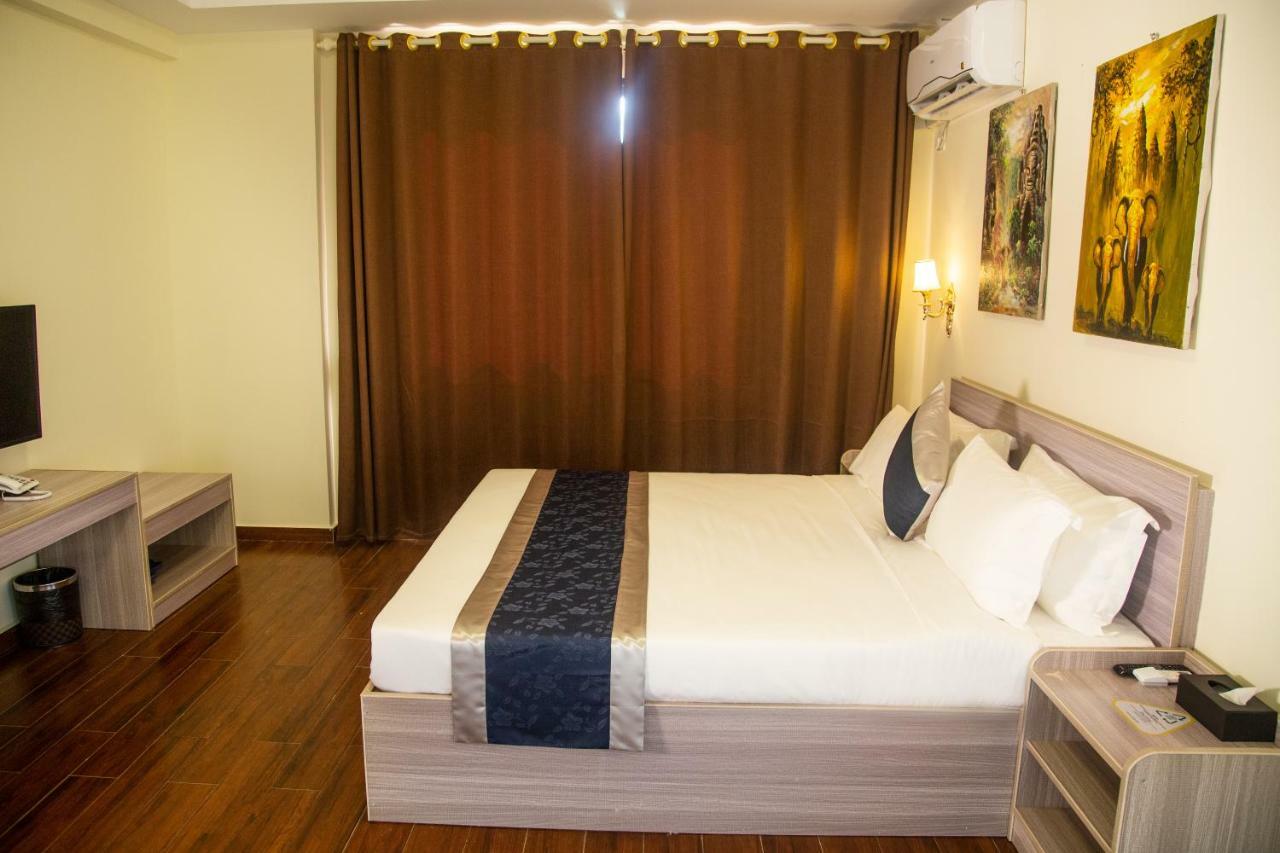 City Comfort Hotel Phnom Penh Airport Экстерьер фото